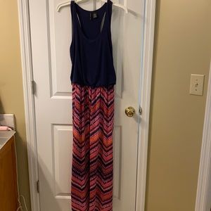 Maxi Dress Small